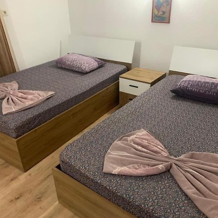 Et Apartaments Tirana Eksteriør billede